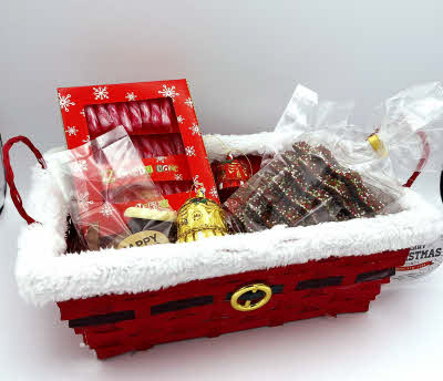 Kerstmandje met pluche