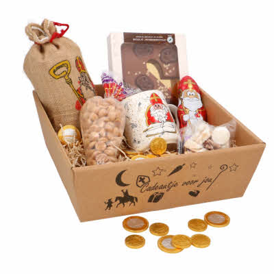 Geschenk korf van Sinterklaas